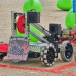 Robot de equipo genios ciberneticos